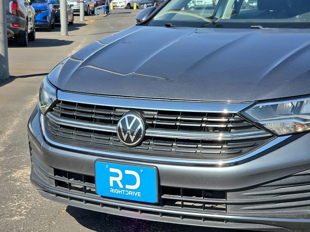 Volkswagen Jetta photo 7