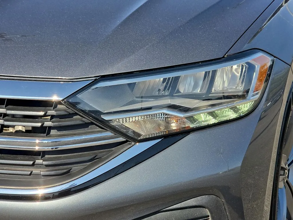 Volkswagen Jetta photo 8