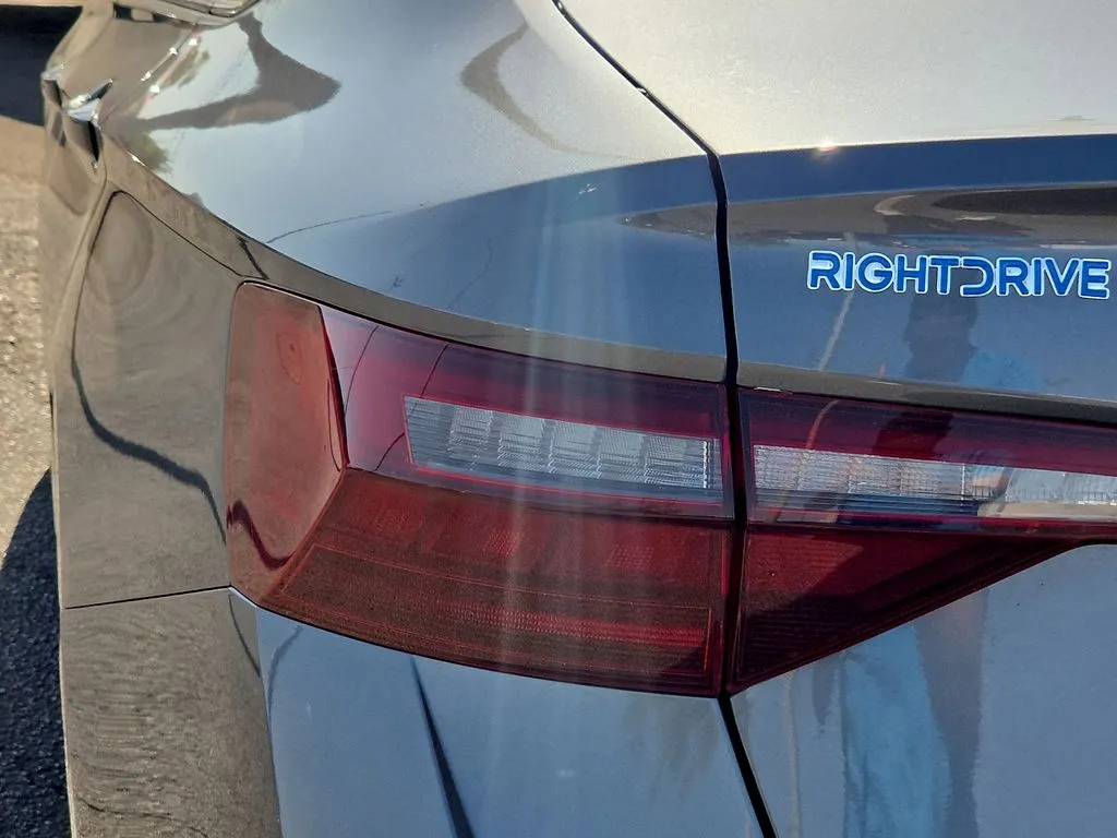 Volkswagen Jetta photo 10