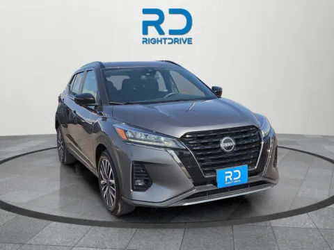 Gray 2024 Nissan Kicks SR for sale in El Paso, TX
