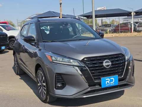 Gray 2024 Nissan Kicks SR for sale in El Paso, TX