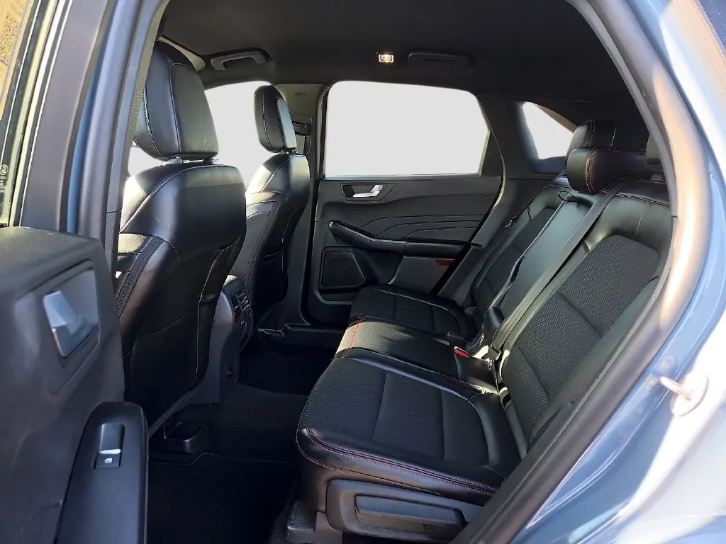 Ford Escape photo 14