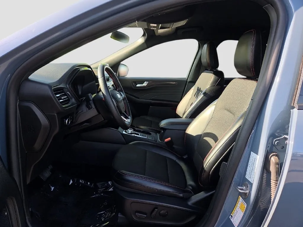 Ford Escape photo 19