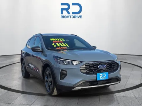 Blue 2025 Ford Escape ST-Line for sale in El Paso, TX