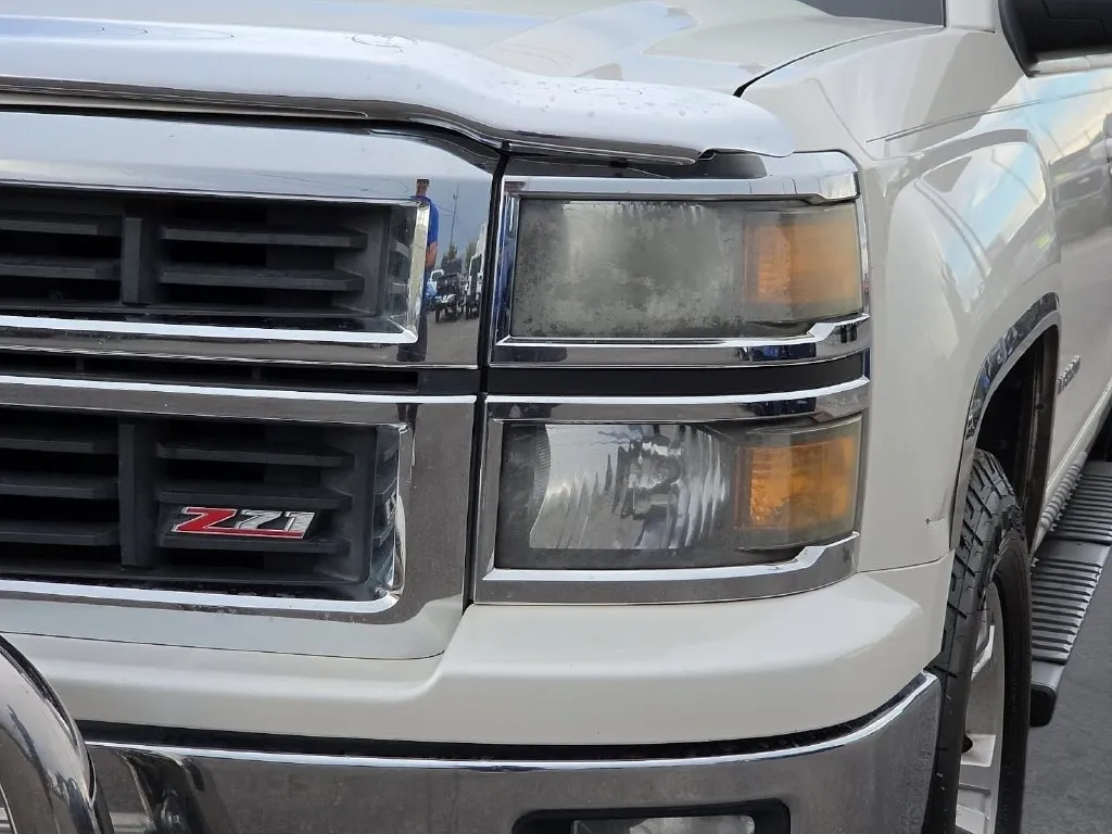Chevrolet Silverado photo 8