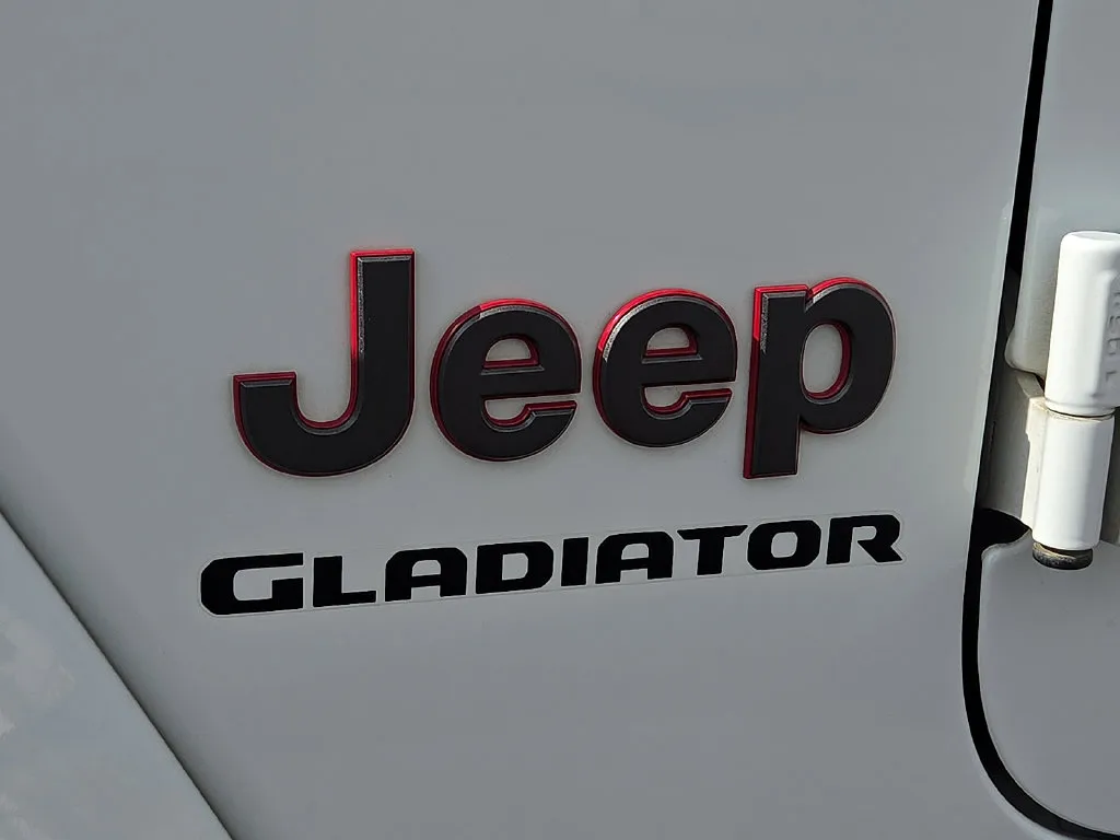 Jeep Gladiator photo 10