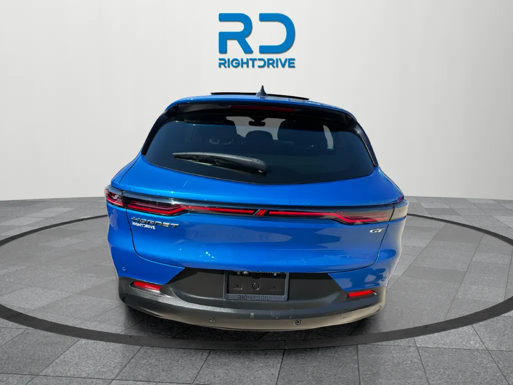 Dodge Hornet photo 6