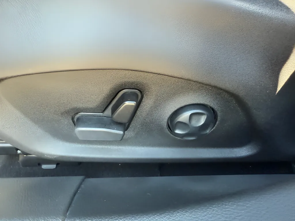Dodge Hornet photo 17