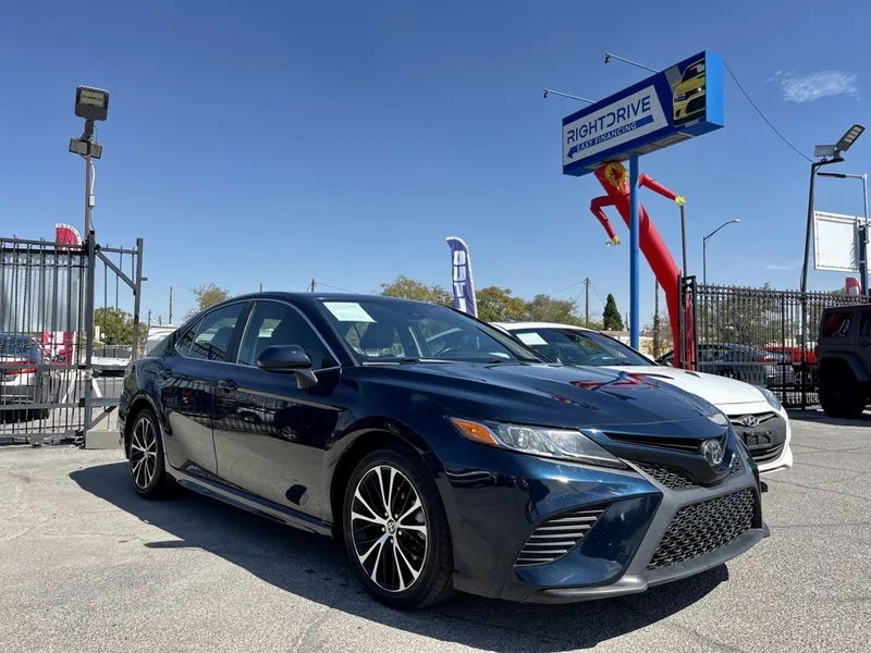 2020 Toyota Camry SE for sale in El Paso, TX