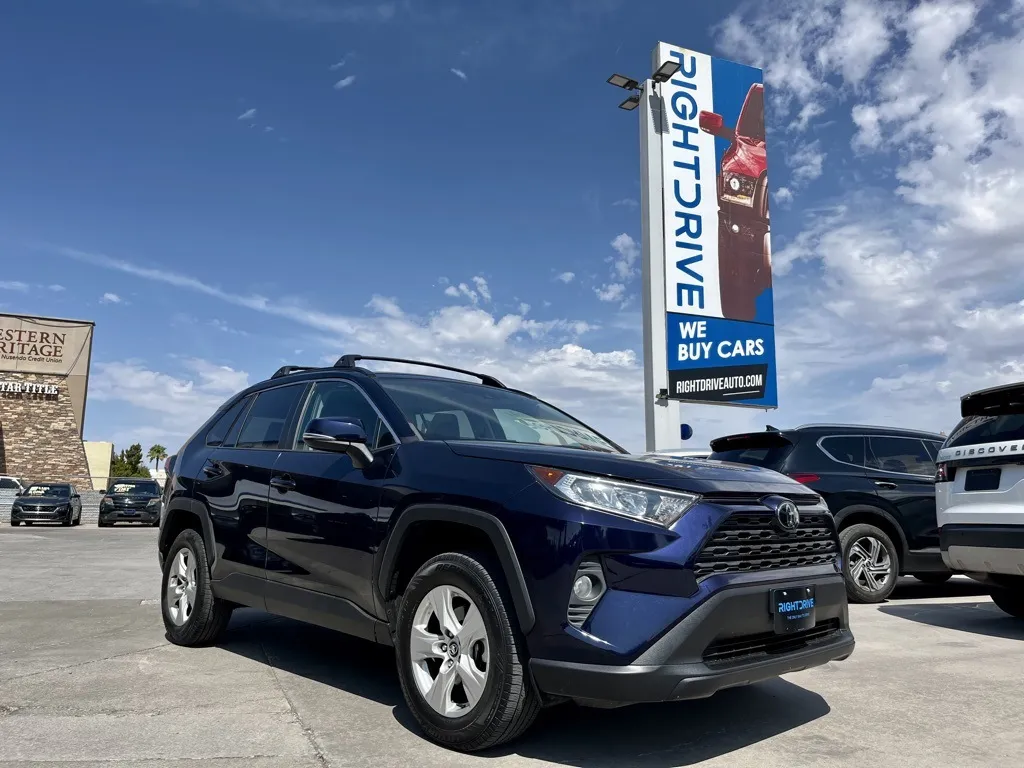 Used 2020 Toyota RAV4 XLE for sale in El Paso, TX at RightDrive | VIN ...