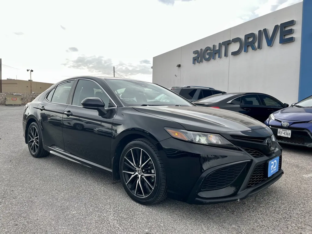 2021 Toyota Camry SE for sale in El Paso, TX