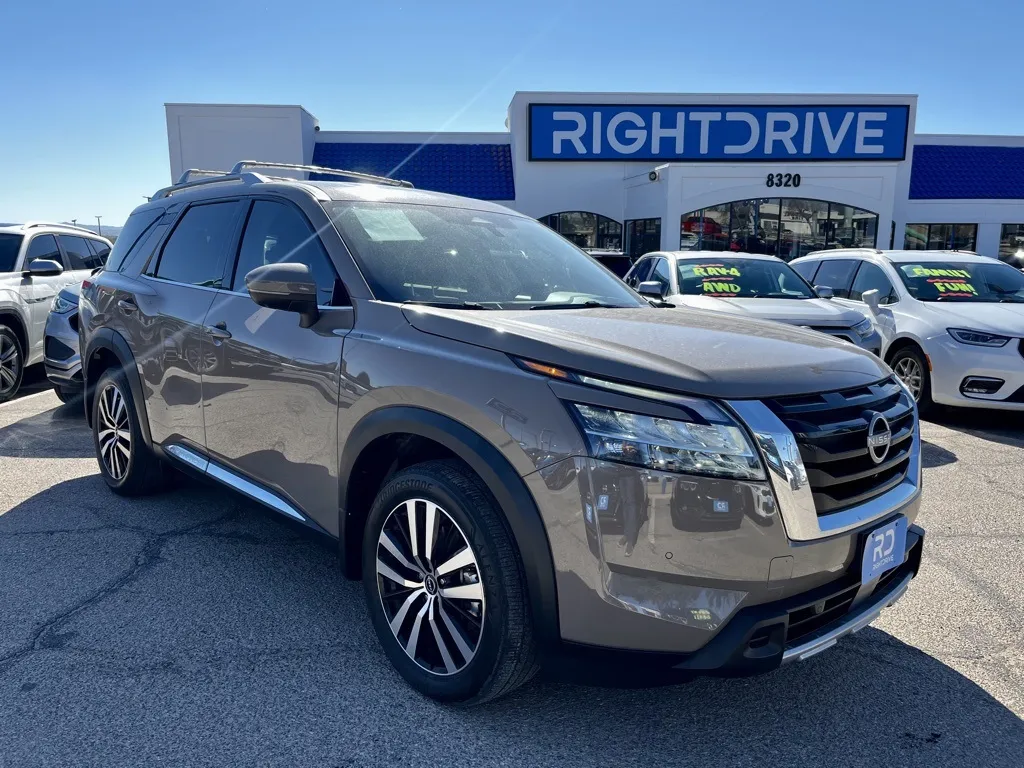 Used 2023 Nissan Pathfinder Platinum for sale in El Paso, TX at