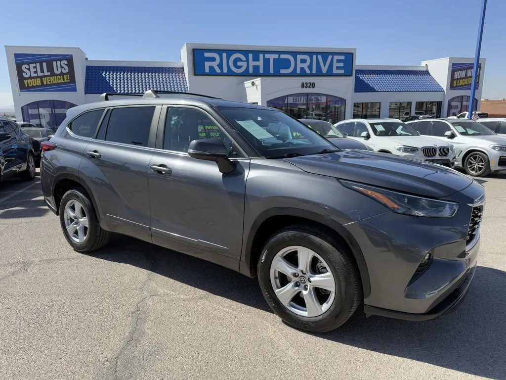 Used 2023 Toyota Highlander LE for sale in El Paso, TX | VIN ...