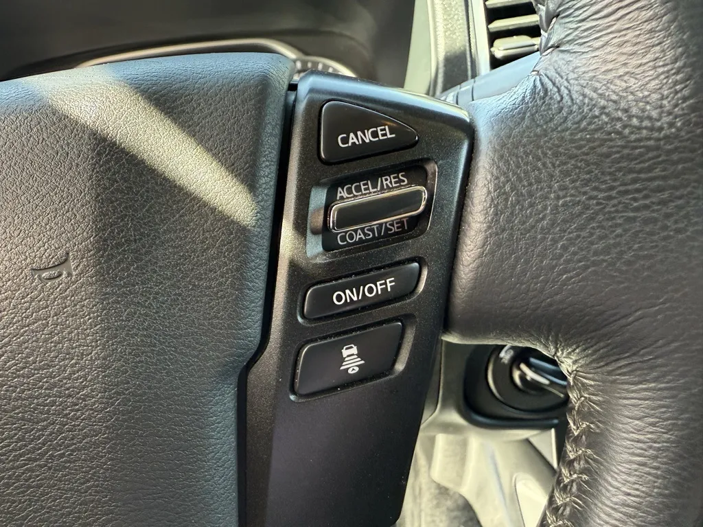 2024 Nissan Frontier SV photo 23