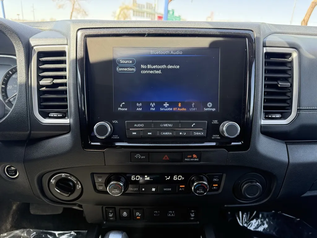 2024 Nissan Frontier SV photo 15