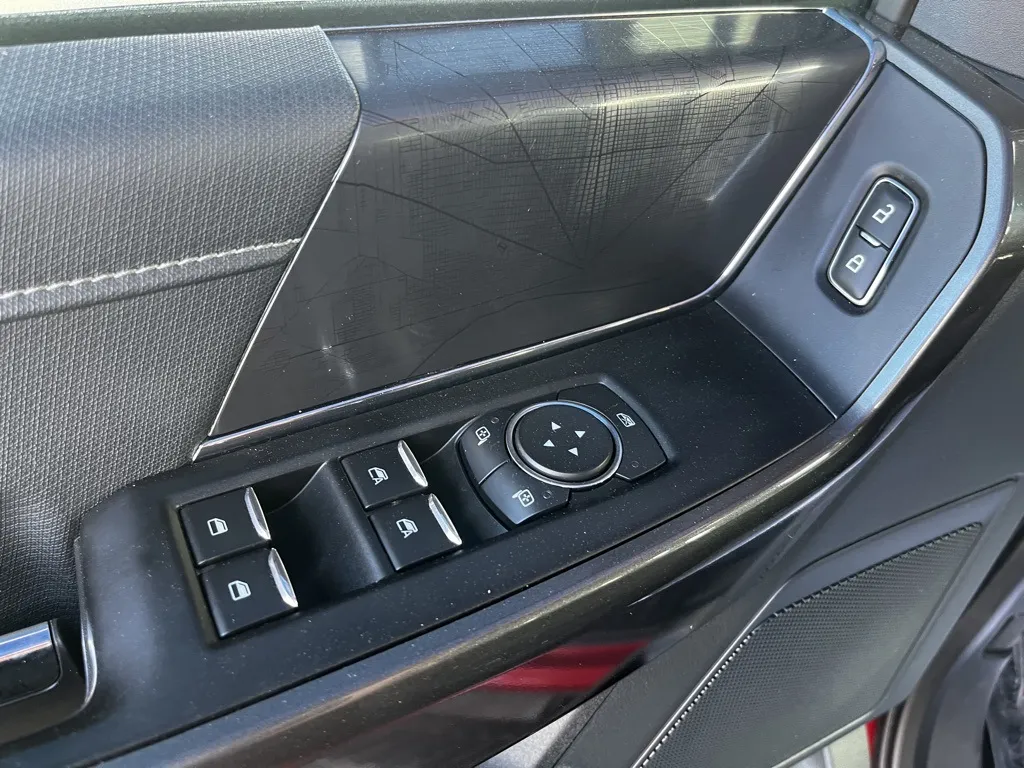 2021 Ford F-150 XLT photo 4