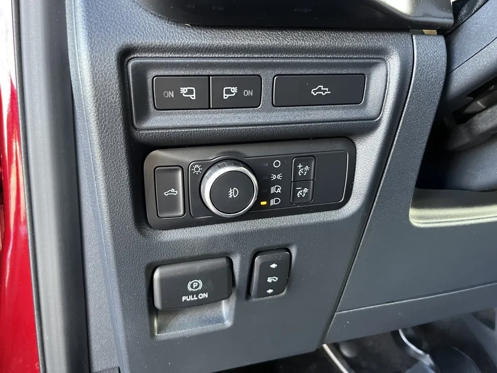 2021 Ford F-150 XLT photo 26