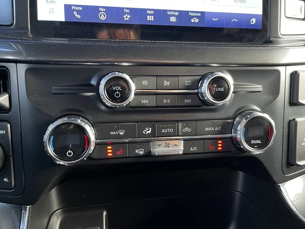 2021 Ford F-150 XLT photo 28