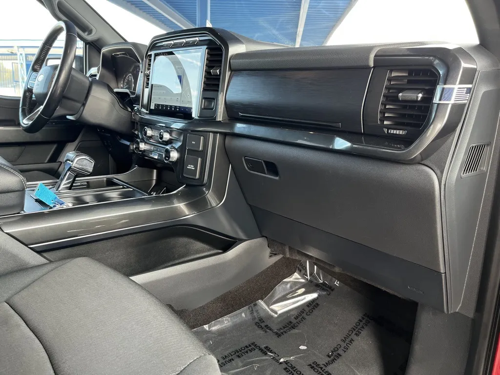 2021 Ford F-150 XLT photo 21