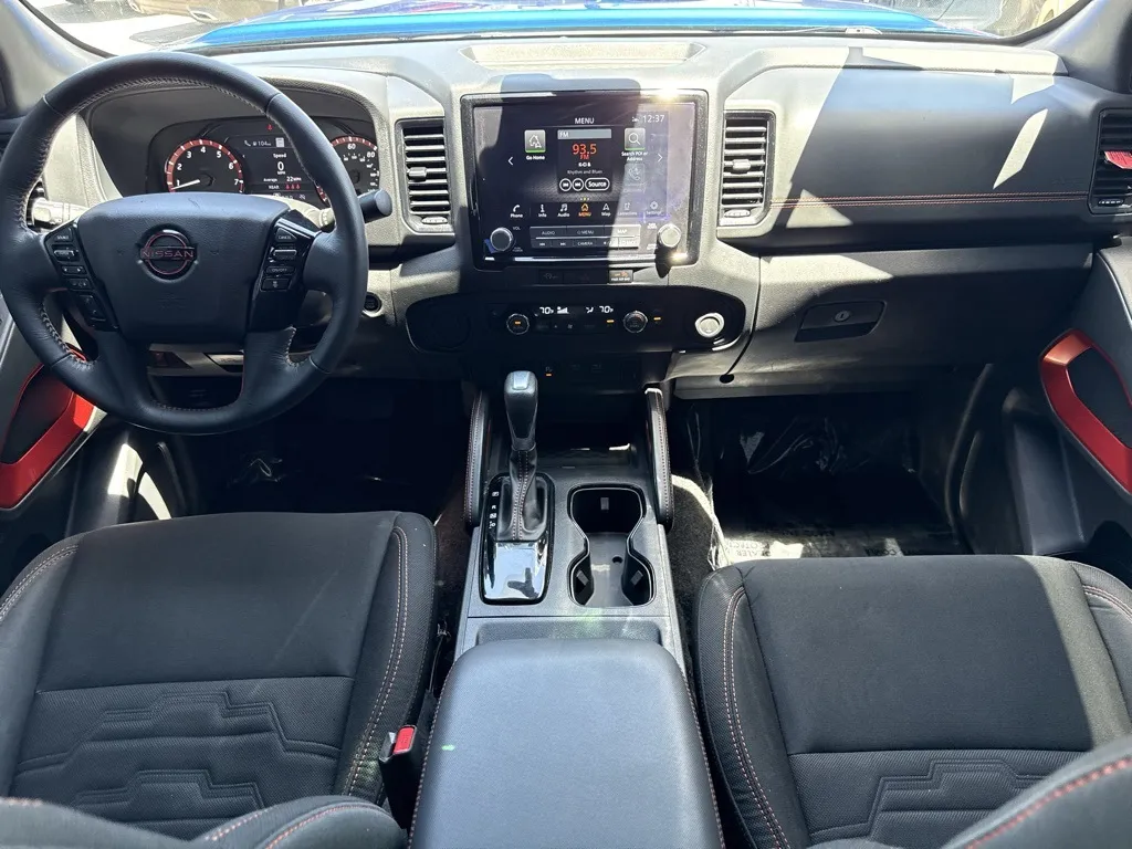 2024 Nissan Frontier PRO-X photo 6