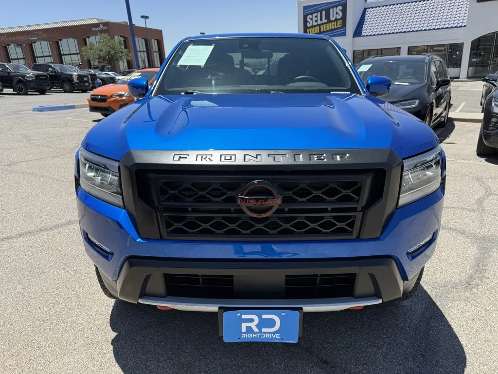 2024 Nissan Frontier PRO-X photo 9