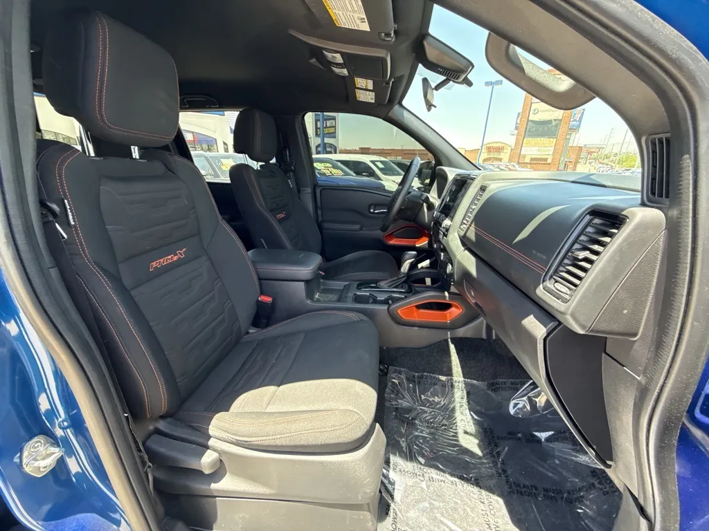 2024 Nissan Frontier PRO-X photo 16