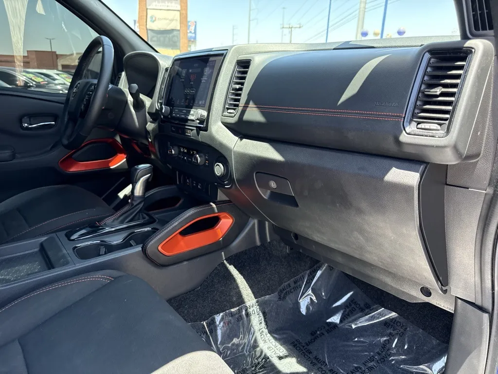 2024 Nissan Frontier PRO-X photo 24