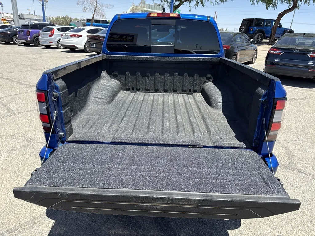 2024 Nissan Frontier PRO-X photo 8