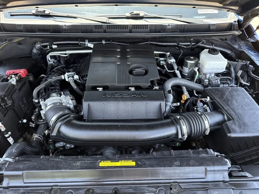 2024 Nissan Frontier PRO-X photo 17