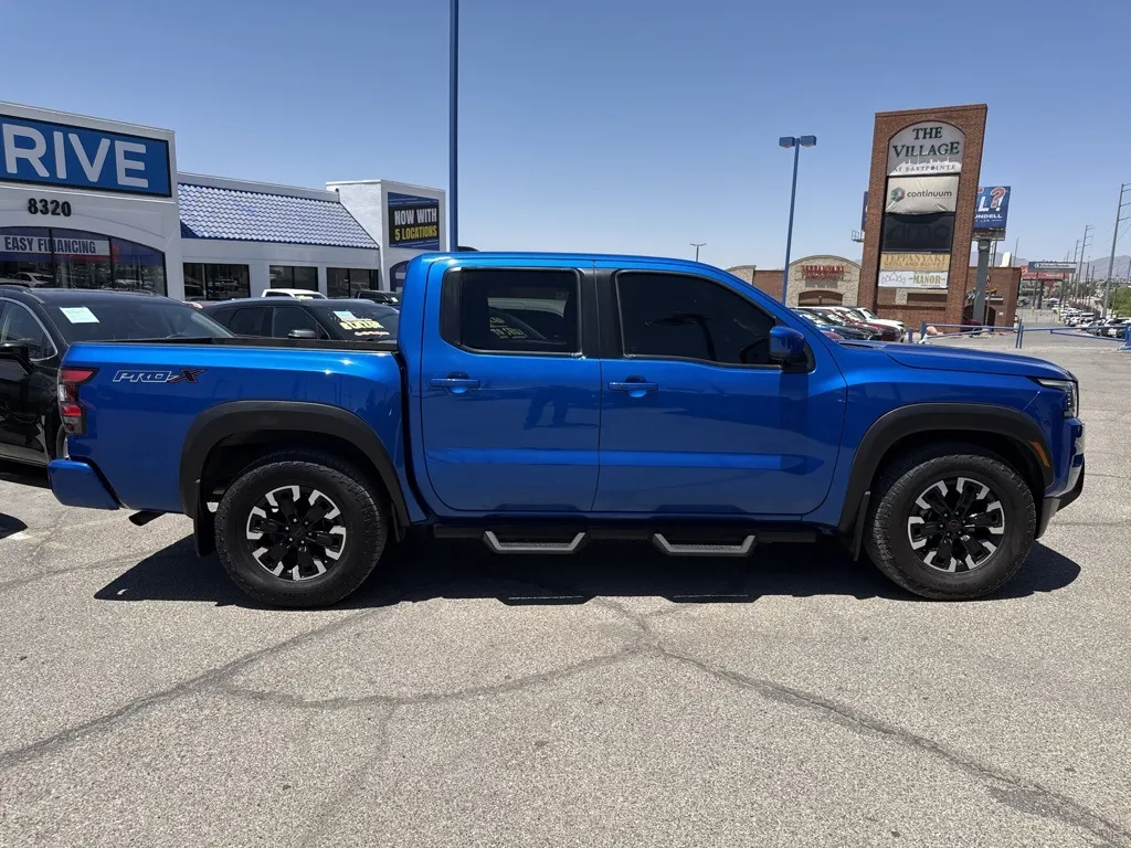 2024 Nissan Frontier PRO-X photo 11