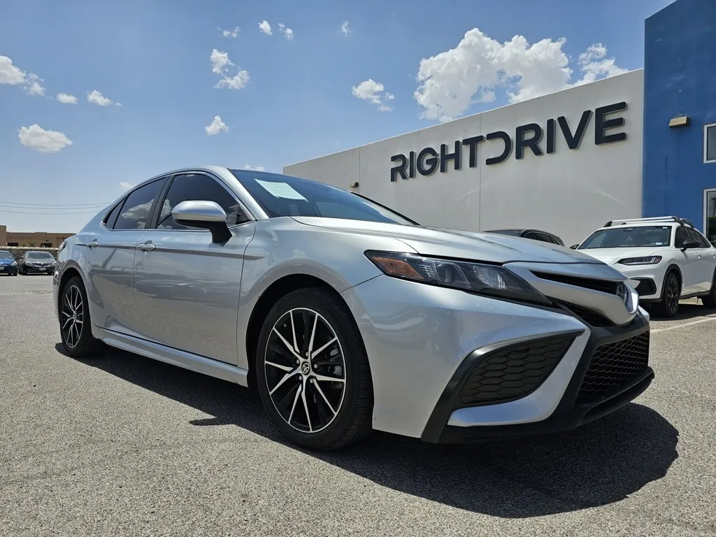 2021 Toyota Camry SE for sale in El Paso, TX