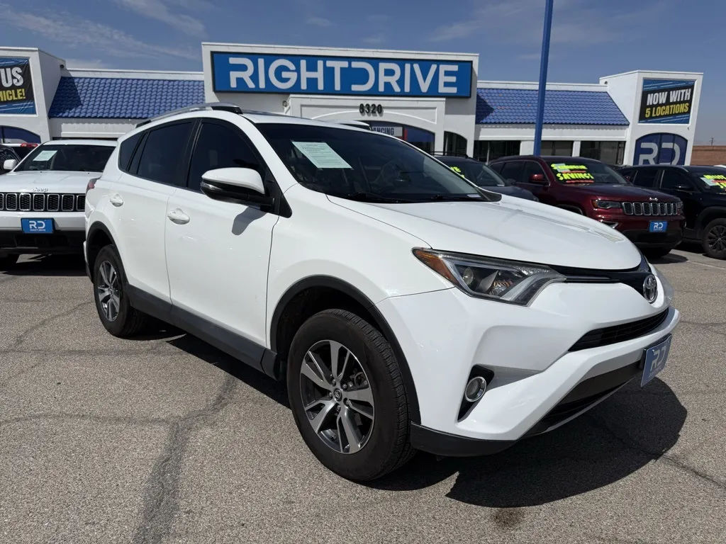 White 2016 Toyota RAV4 XLE for sale in El Paso, TX