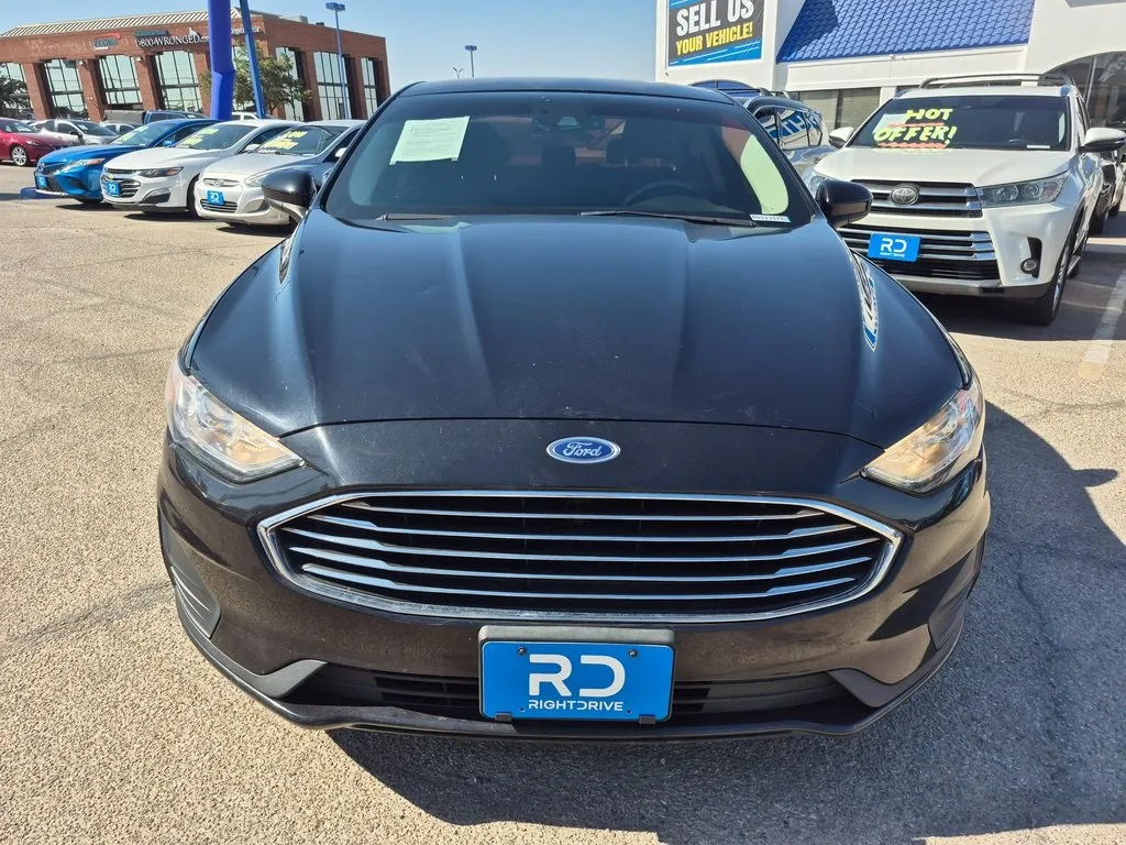 2020 Ford Fusion SE photo 8