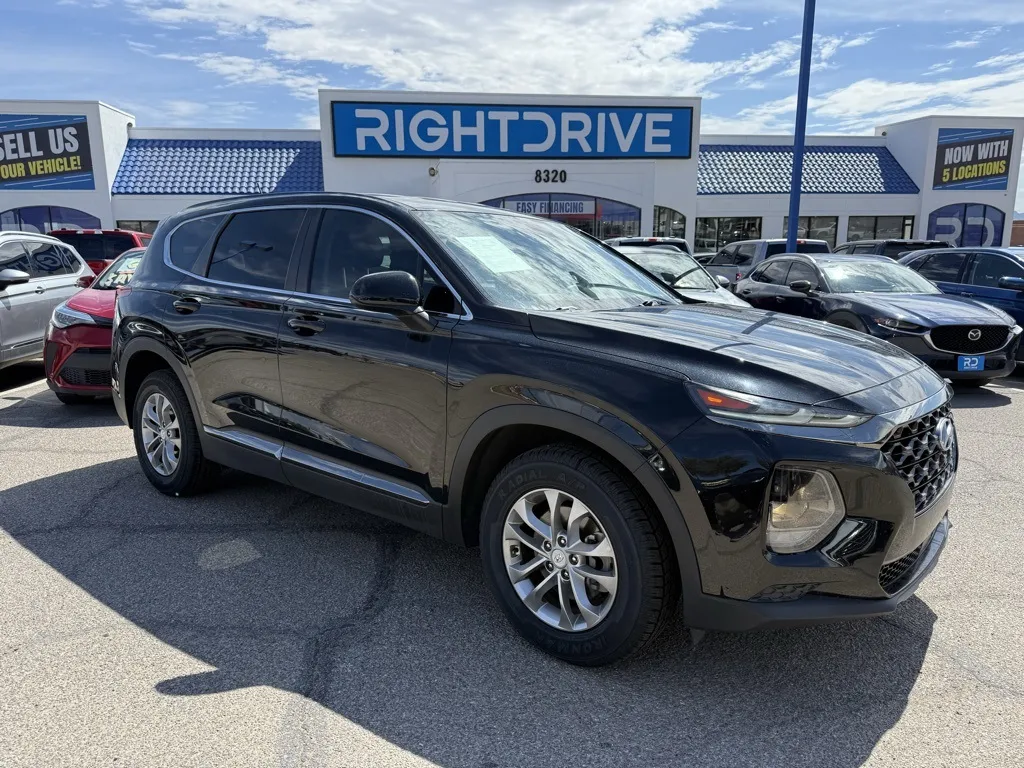 Black 2019 Hyundai Santa Fe SE for sale in El Paso, TX