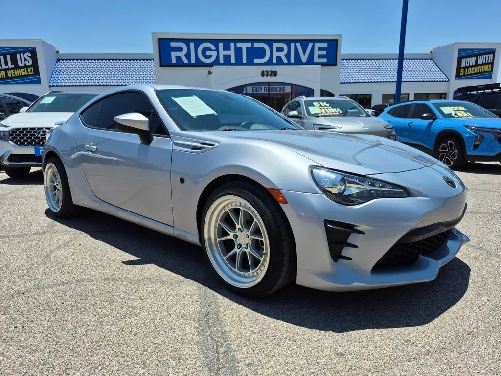 Gray 2018 Toyota 86 for sale in El Paso, TX