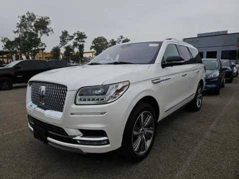 Photos of 2018 Lincoln Navigator Reserve for sale in El Paso, TX at RightDrive - El Paso