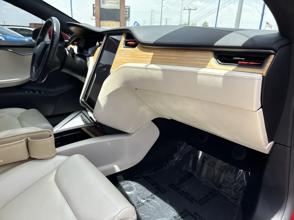 2021 Tesla Model S Long Range photo 14
