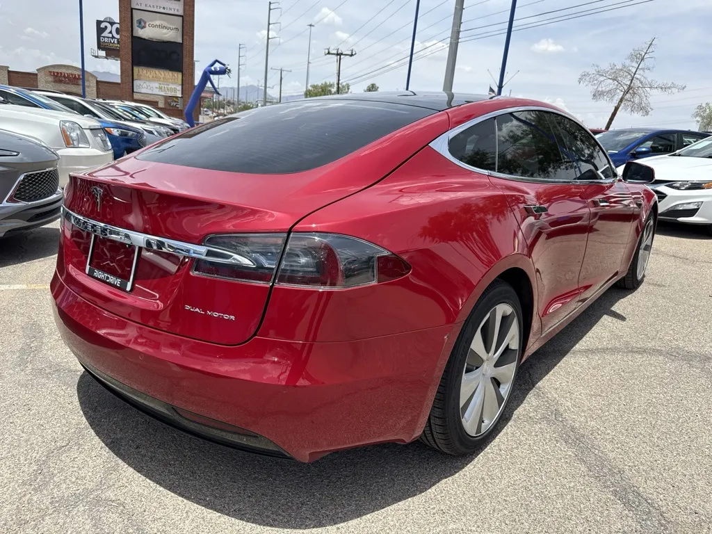 2021 Tesla Model S Long Range photo 3