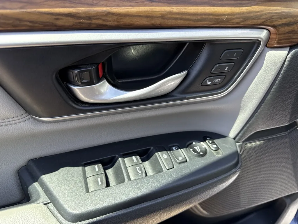 2020 Honda CR-V EX-L photo 2