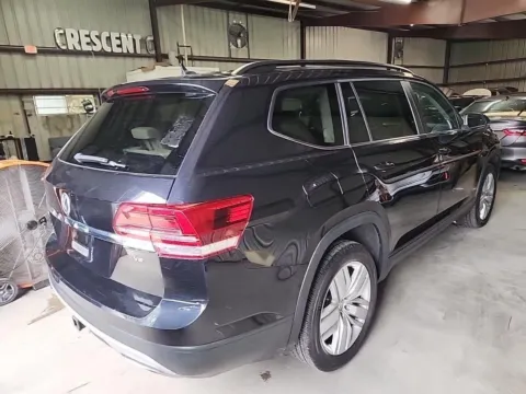 More photos of 2020 Volkswagen Atlas 3.6L V6 SE at RightDrive - El Paso, TX