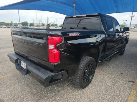 More photos of 2021 Chevrolet Silverado 1500 LT Trail Boss at RightDrive - El Paso, TX