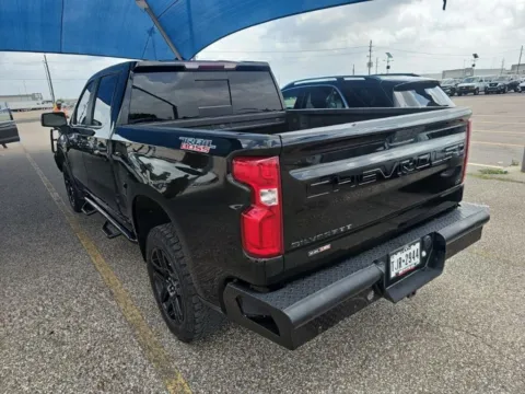 More photos of 2021 Chevrolet Silverado 1500 LT Trail Boss at RightDrive - El Paso, TX