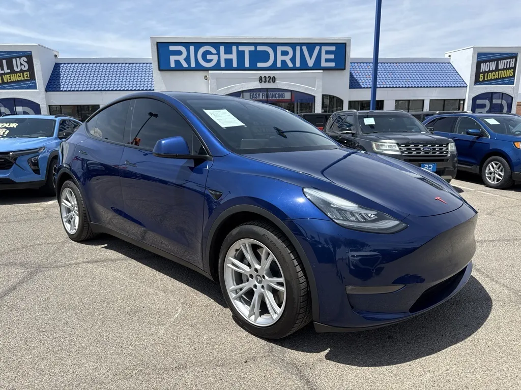 Blue 2020 Tesla Model Y Long Range for sale in El Paso, TX