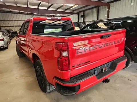 More photos of 2022 Chevrolet Silverado 1500 Custom at RightDrive - El Paso, TX