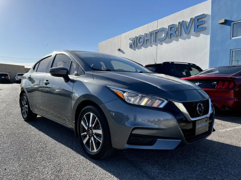 2021 Nissan Versa 1.6 SV for sale in El Paso, TX