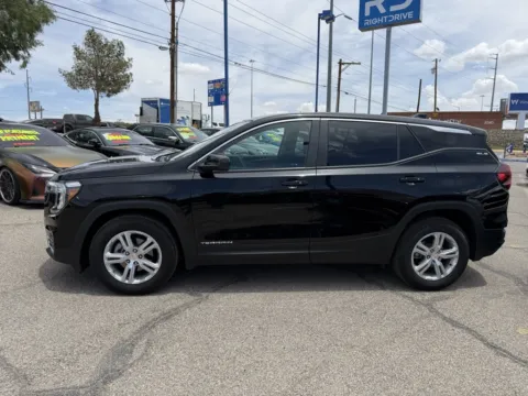 More photos of 2024 GMC Terrain SLE at RightDrive - El Paso, TX