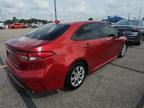More photos of 2021 Toyota Corolla LE at RightDrive - El Paso, TX