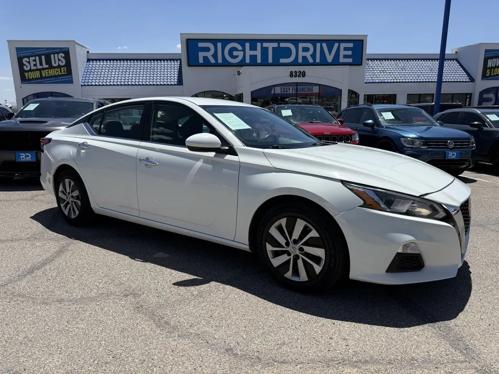 White 2020 Nissan Altima 2.5 S for sale in El Paso, TX