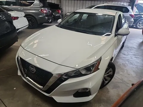 Photos of 2020 Nissan Altima 2.5 S for sale in El Paso, TX at RightDrive - El Paso