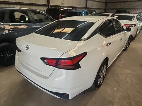 More photos of 2020 Nissan Altima 2.5 S at RightDrive - El Paso, TX